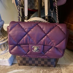 Meet your Posher, Ihua